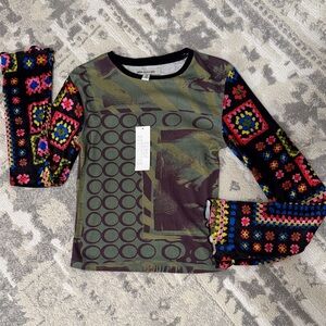 URBAN OUTFITTERS long sleeve shirt